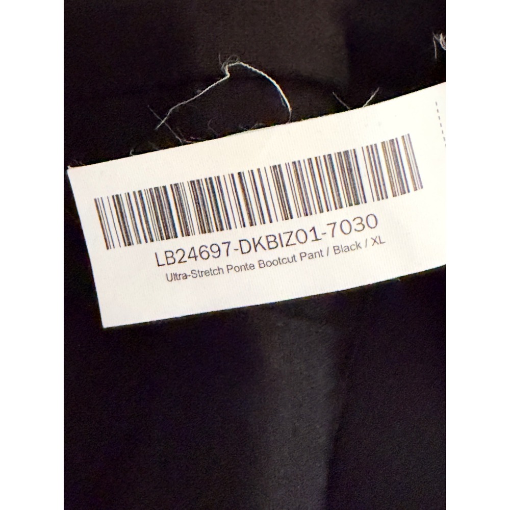 Quince Ultra Stretch Ponte Bootcut Pants Womens XL Petite Black Workwear NWT - Picture 7 of 7